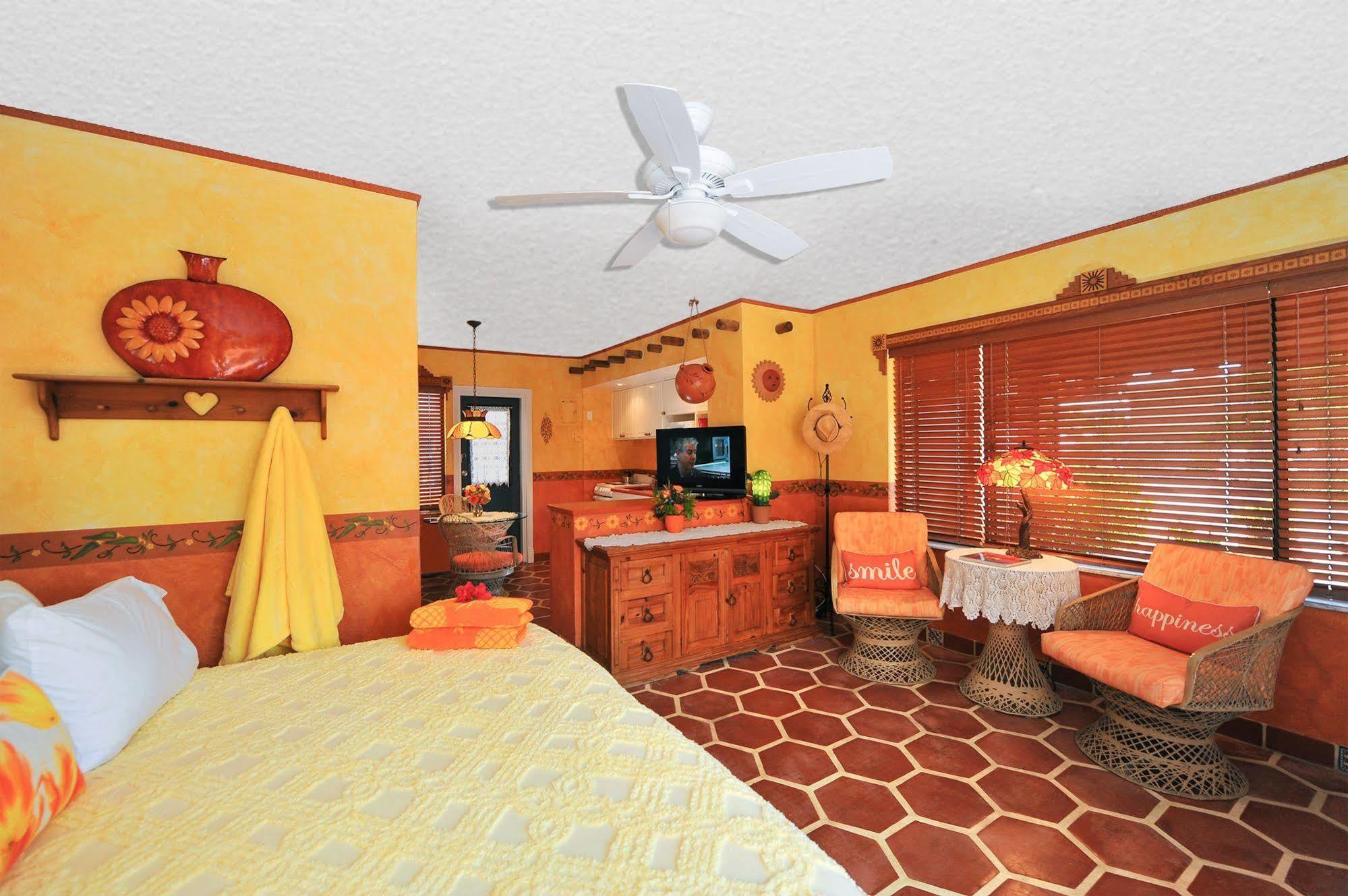 Blue Seas Courtyard Otel Lauderdale-by-the-Sea Dış mekan fotoğraf
